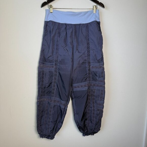 Free People Joggers FP Movement Oh Hey Applique Pants Navy/Marin Sz M - Picture 2 of 9